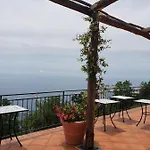 Pino Affittacamere Furore