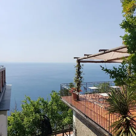 Pino 3* Furore