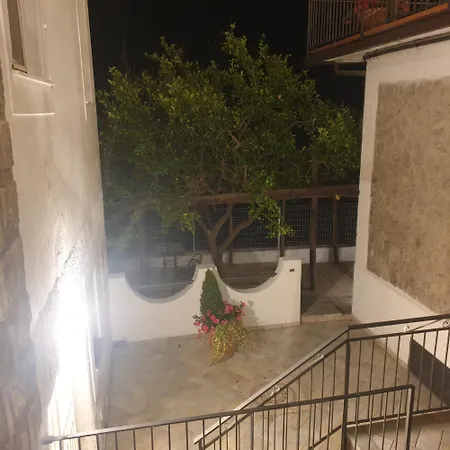Guest house Pino *