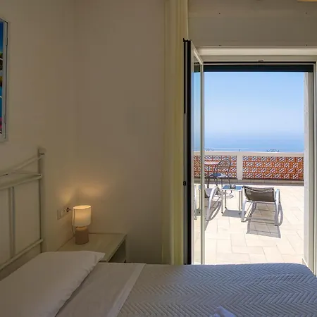 Pino Guest house *